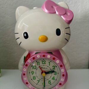 Vintage Hello Kitty Pink and White Talking Alarm Clock with Floral Accents
